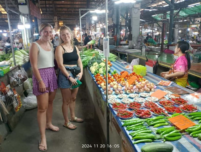 Chiang Rai:Lanna Home Cooking Class at Give Green Farm House - Pick a category, then cook Thai classics your way