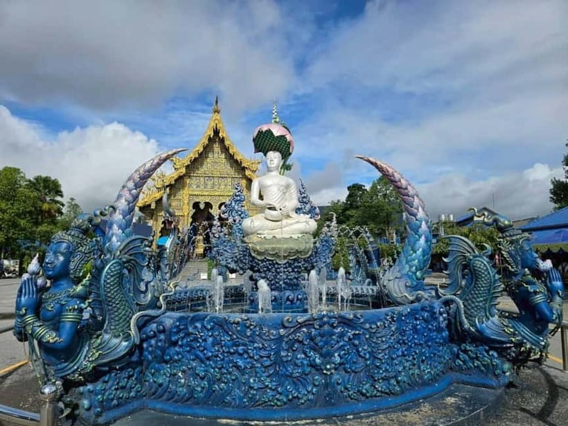 Chiang Rai: Private Tour with Driver and Custom Itinerary - Lalitta Café break: keeping your day human