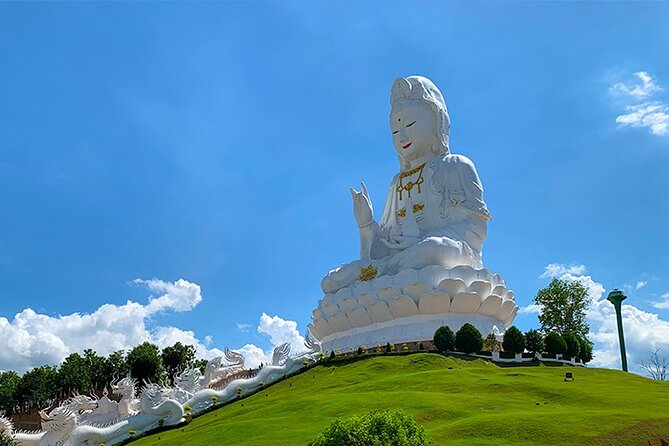 Chiang Rai Temples Private Tour from Chiang Mai - All Inclusive - Wat Huay Pla Kang: the 9-tier pagoda and a 78-meter Guan Yin