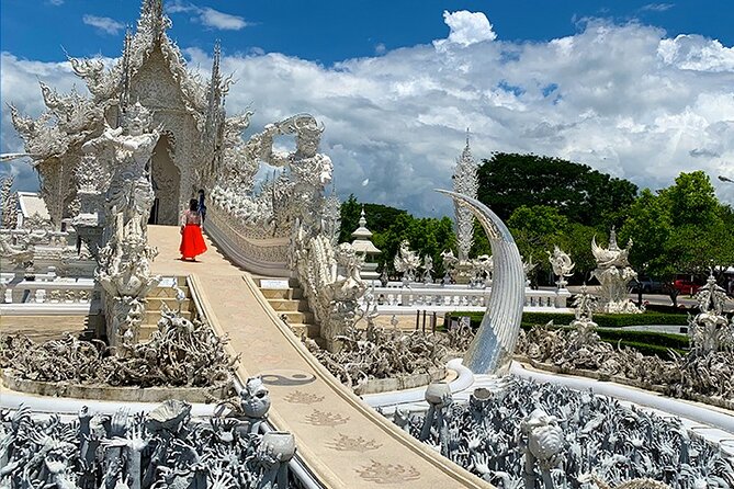 Chiang Rai Temples Private Tour from Chiang Mai - All Inclusive - Wat Rong Khun White Temple: modern art meets temple symbolism