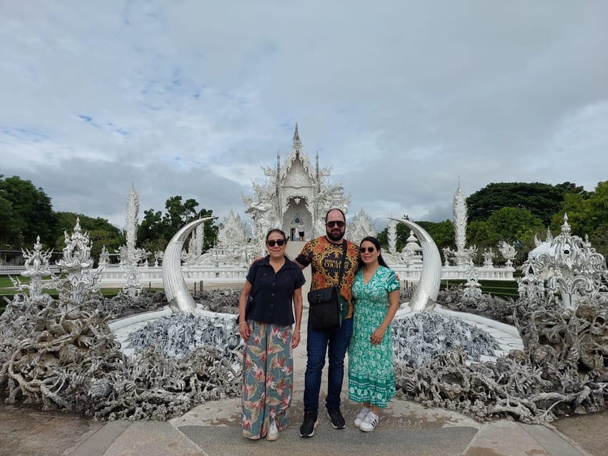 Chiang Rai: Top Temples & Signature Attractions ~Free Buffet - Tea Plantation and Kayan Village: Culture Stops That Need Respect and Patience