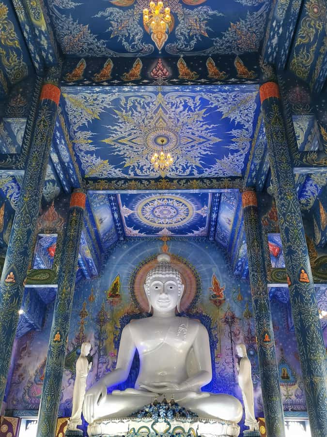 Chiang Rai White, Blue, Red 3 Temples Tour - Lunch, Entry Fees, and the Real Value of a $46 Day