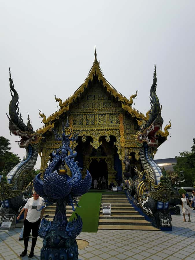 Chiang Rai White, Blue, Red 3 Temples Tour - Who This Chiang Rai Day Trip Is Best For