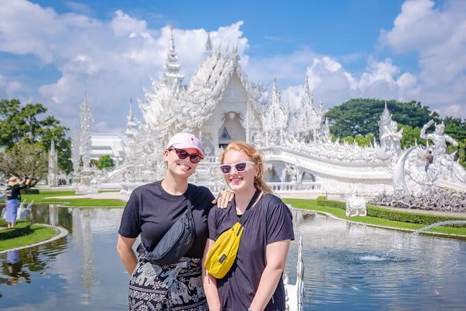 Chiang Rai White Blue Red Temples with Hot Spring from Chaing Mai - Hot Spring 泰国清莱温泉 (30 Minutes): Feet-Only Reset