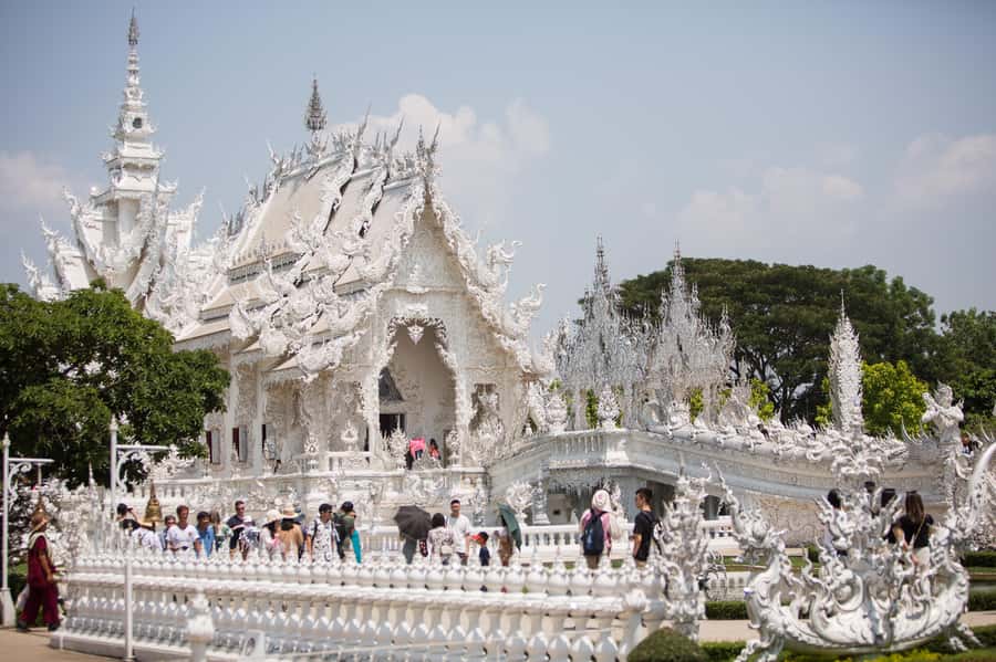 Chiang Rai White Temple and Blue Temple Day Tour - Wat Rong Khun White Temple: modern architecture with a strong visual punch