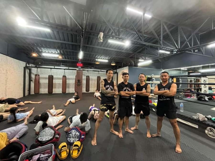 Chiangmai : Muay Thai Training academy - Drills and Partner Work: Where Camaraderie Turns Into Confidence