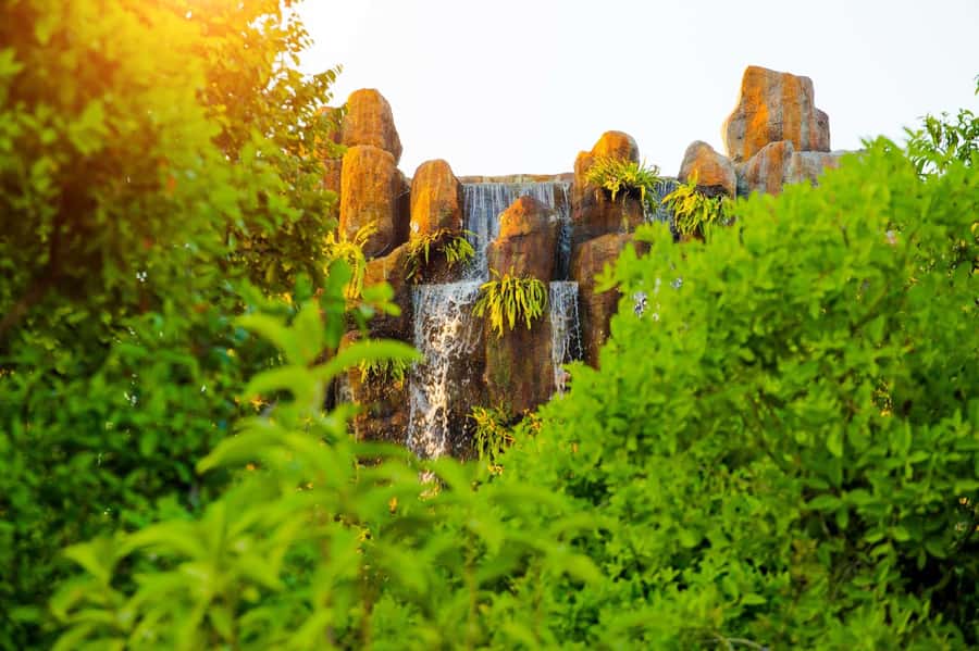 Chiangmai to Chiangrai: 3 Temples, Hot Springs& Lalitta Cafe - Key Things to Know Before You Go