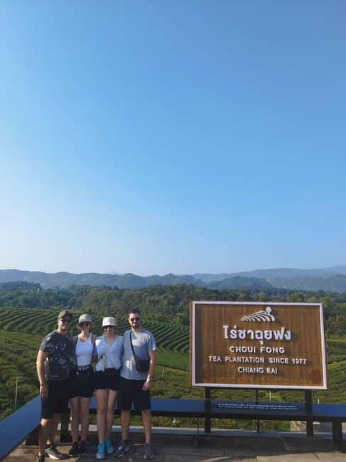 Chiangrai Full day: Popular 7 Locations with Thai buffet - Thai buffet lunch: included comfort in the middle of the day