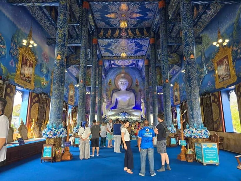 Chiangrai Full day: Popular 7 Locations with Thai buffet - Getting the most from the temples: White Temple to Blue Temple