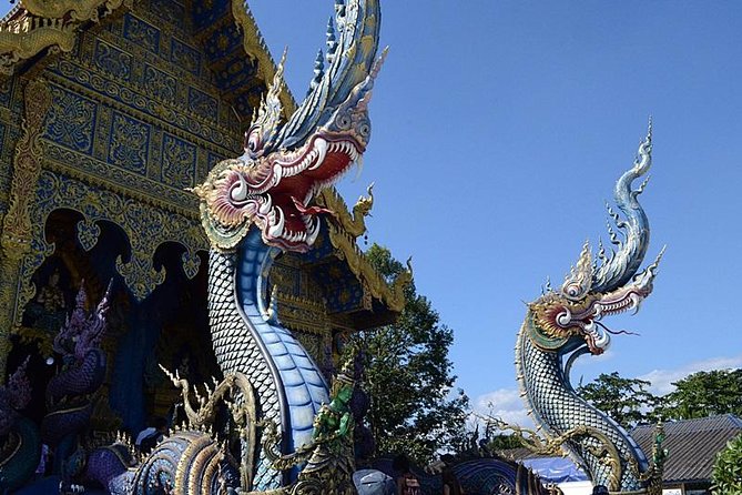Chiangrai Round Trip Classic Tours 3 Days 2 Nights - Day 2 in Chiang Rai: Blue Temple and the Maekok boat trip
