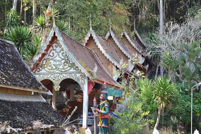 Chiangrai Round Trip Classic Tours 3 Days 2 Nights - Golden Triangle by the Maekhong River: what you’re actually seeing