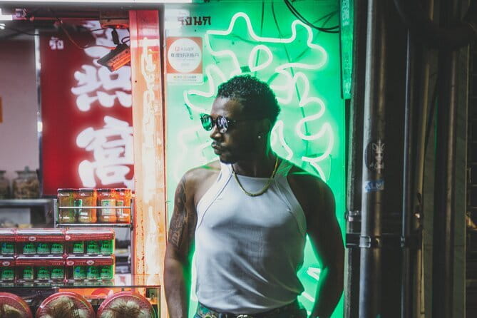 Chinatown (Yaowarat Road) Neon Photoshoot - Key things to know before you go