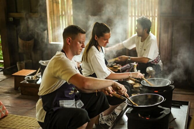 Cook Local Northern Thai Food in Traditional House - The 9:00 am start: welcome snacks and what you’ll do first