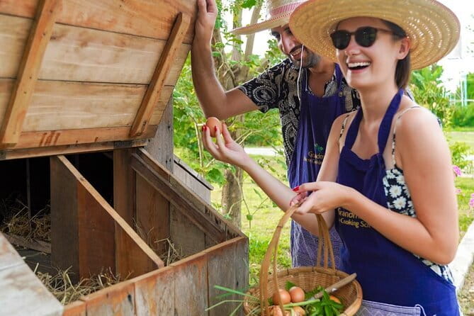 Cook Local Northern Thai Food in Traditional House - Nam Prik Ong or Nam Prik Num: chili paste with attitude
