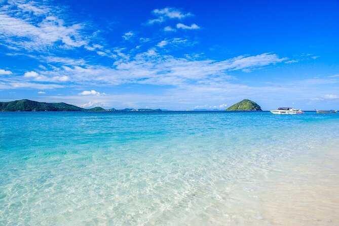 Coral Island and Kahung Beach by Speedboat - Kahung Beach Phuket: lunch, chairs, and that palm-tree reset