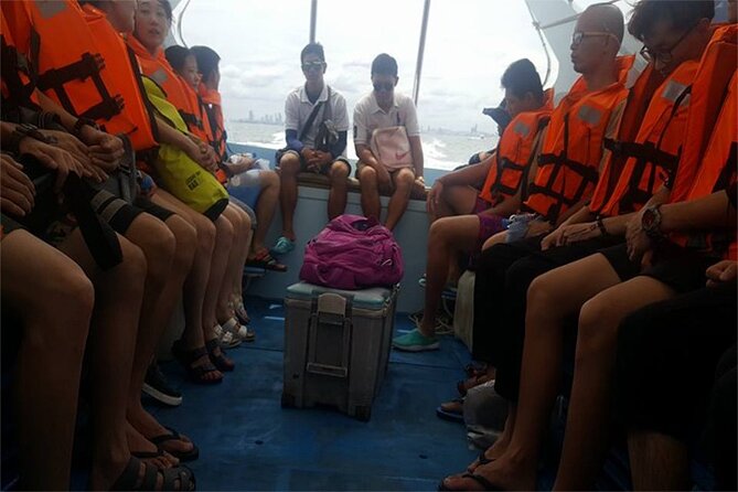 Coral Island speed boa-Parasailing and others activities choice - Group size, guide support, and insurance that adds peace of mind