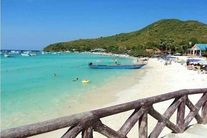 Coral Island speed boa-Parasailing and others activities choice - Arrival at Tawaen Beach: how the day flows once you land
