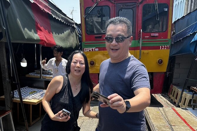 Damnoen Saduak Floating Market & Maeklong Railway From Bangkok - Time, transport, and heat: how the 7-hour day really feels