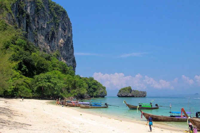 Day Tour from Phuket to 4 Islands in Krabi by Ferry & Speedboat - Tup Islets And The Low-Tide Sandbar Walk