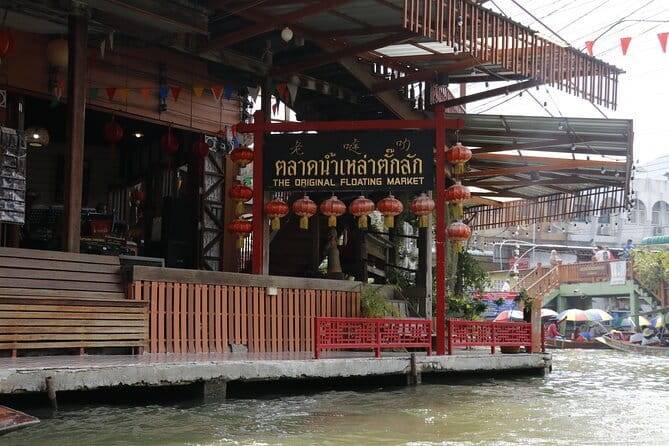 Day Trip to Bangkok Floating Market & Maeklong Railway - How to make the most of it (without getting grumpy)