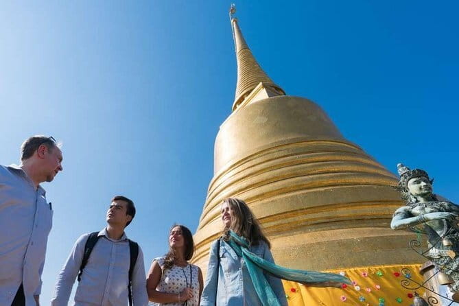 Day Trip to Bangkok Floating Market & Maeklong Railway - Which guide style fits your travel mood?