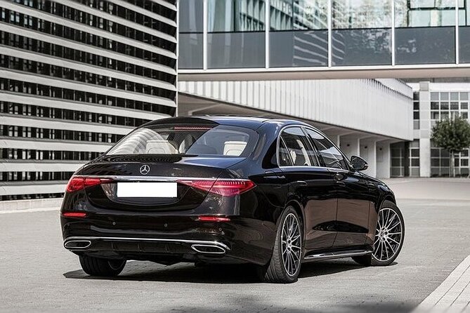 Departure by Private Sedan from Bangkok to Bangkok Airport BKK - Who This Transfer Fits Best (And Who Might Prefer Something Else)