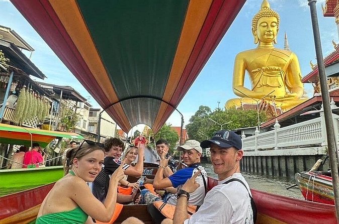 Discover Hidden Bangkok with Longtail Boat Tour - Stop 1: Khlong Bang Luang Artist House, where art lives next to daily life