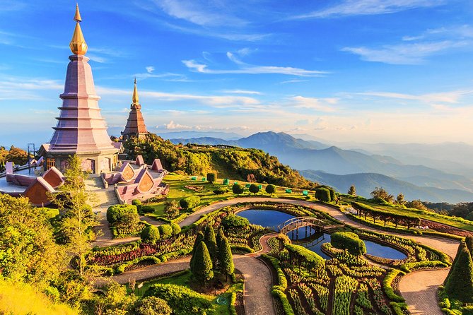 Doi Inthanon National Park with Nature Trail Trekking 1-Day Tour - Village time at Ban Mae Klang Luang and the coffee stop