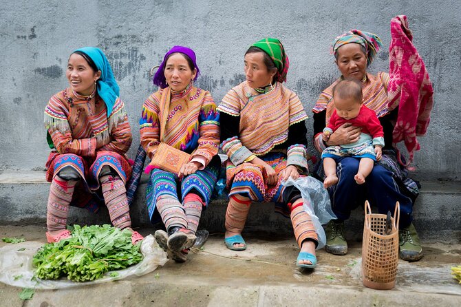 Doi Suthep and Hmong Hilltribe Half Day Tour in Chiang Mai - Price and What You Actually Get for $26.88