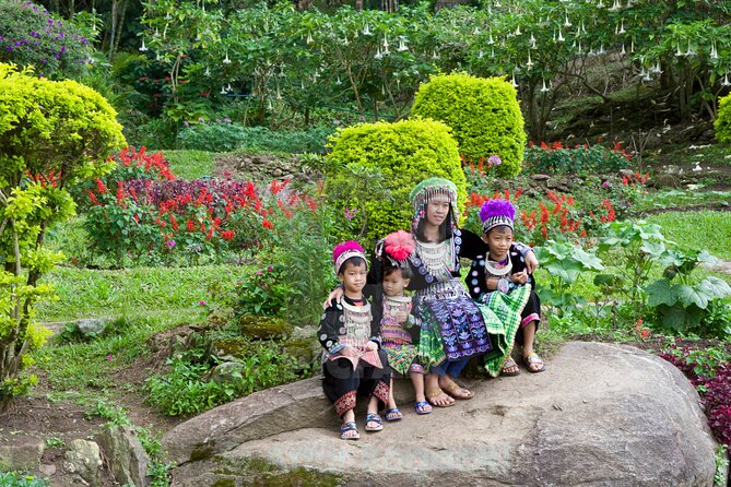 Doi Suthep and Hmong Hilltribe Half Day Tour in Chiang Mai - Doi Suthep-Pui National Park: A Scenic Buffer Stop