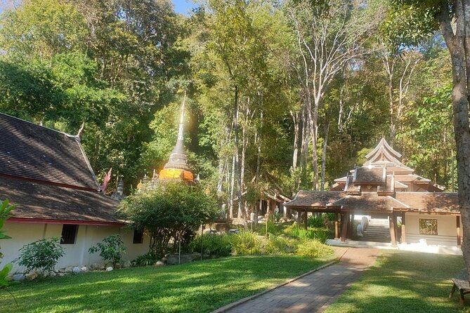 Doi Suthep Temple, Pha Lat Temple, Sticky Waterfall, Orchid farm - Wat Pha Lat: the calm Thai-Burmese temple tucked into the trees