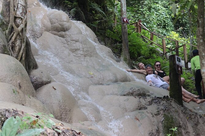 Doi Suthep Temple, Pha Lat Temple, Sticky Waterfall, Orchid farm - Sticky Waterfall (Bua Thong / Nam Phu Chet Si): the fun, slippery highlight