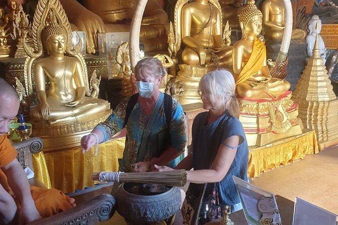 Doi Suthep Temple, Pha Lat Temple, Sticky Waterfall, Orchid farm - Lunch and included extras that actually help