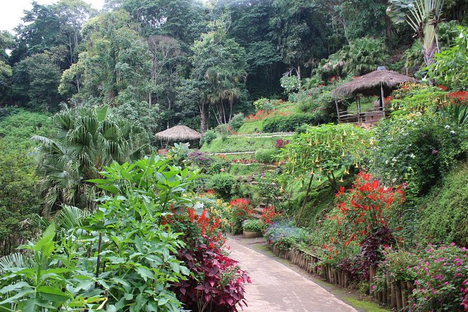 DON'T miss It ! Doi suthep temple+ Hmong village - Doi Pui Mong Hill Tribe Village: cultural glimpse, crafts, and how to shop smart