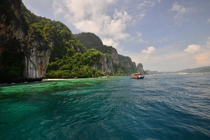 Early Bird Phi Phi Islands Tour From Phi Phi by Speedboat - Viking Cave: caves, swifts, and a longer stop on Phi Phi Leh