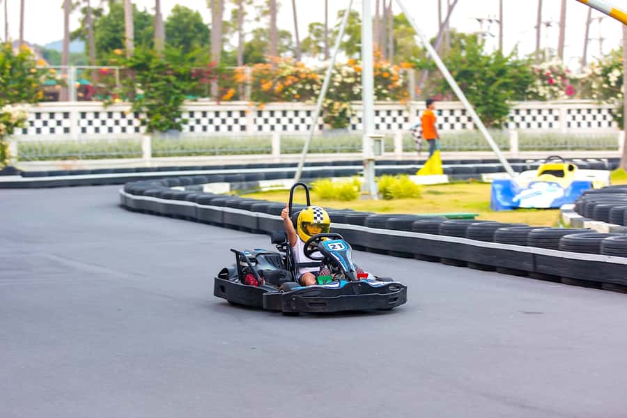 EasyKart Koh Samui (Chaweng Lake): Go-Kart Racing Experience - Engines and Speed: What 43.5 mph Really Feels Like
