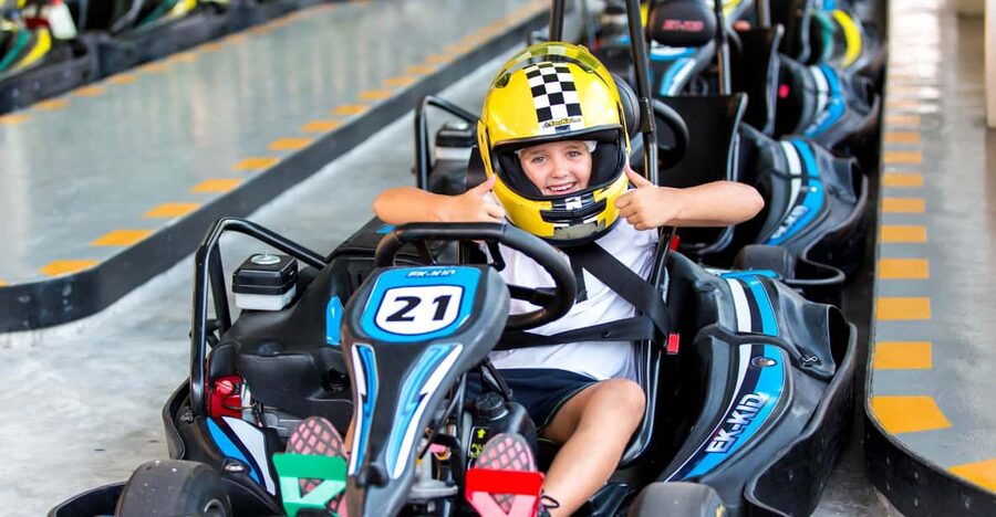 EasyKart Pattaya (Bali Hai Pier) : Go-Kart Racing Experience - Beginner track versus advanced track, and how it affects the fun