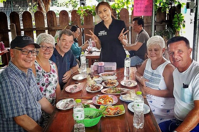 Eat Like a Local Food Tour in Hua Hin - Stop 1: Thai noodle soup in a family-run shop