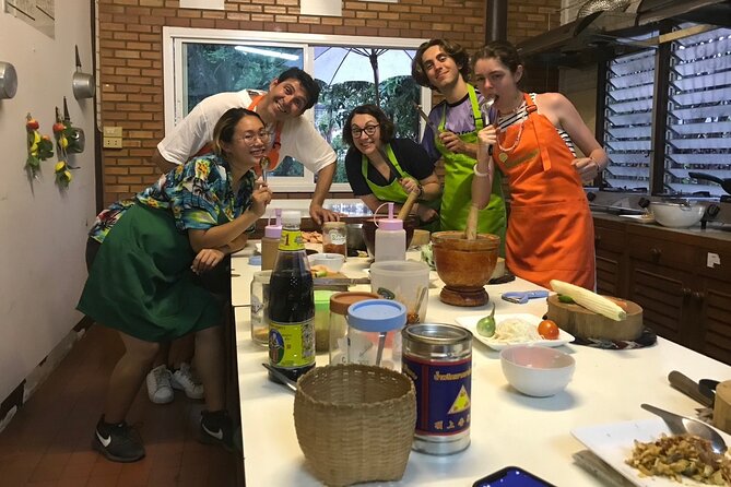 Evening Cooking Class - Dinner Included: Eating Your Creations in Chiang Mai