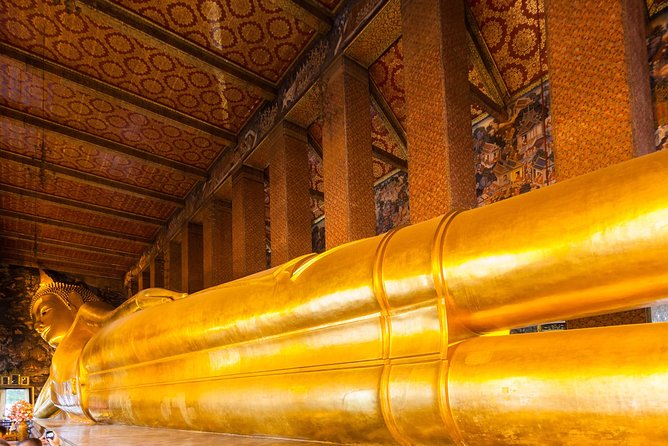 Exclusive Tour – Grand Palace, Emerald Buddha & Reclining Buddha - Dress code and shoe rules, the part you must get right
