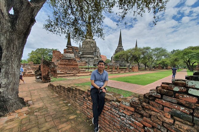 Explore the World Heritage Of Ayutthaya - Thai lunch and roti sai mai: where the day regains energy