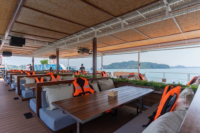 Exploring Phang Nga Bay national park with Lunch and Dinner - Hong Island cave canoeing: the star moment at Hongs of Phang Nga