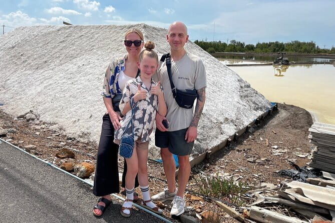 Floating and Railway Markets with Kwan Damnoen Restuarant - Key things to look forward to