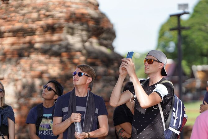Floating Market and Ayutthaya Guided Day Tour from Bangkok - Ayutthaya temples: Wat Lokayasutharam through Chaiwatthanaram