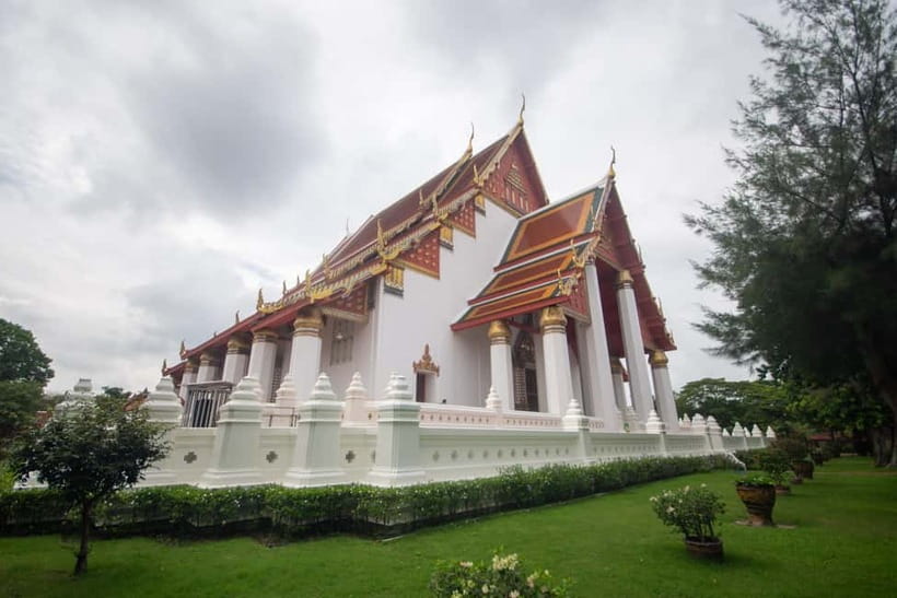 From Bangkok: Affordable Ayutthaya Highlights Tour - The lunch break and local restaurant stop