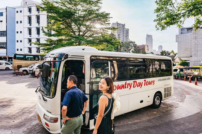 From Bangkok: Ayutthaya Temples Guided Tour with Lunch - Lunch in Ayutthaya: A Thai Buffet Break That Resets the Day