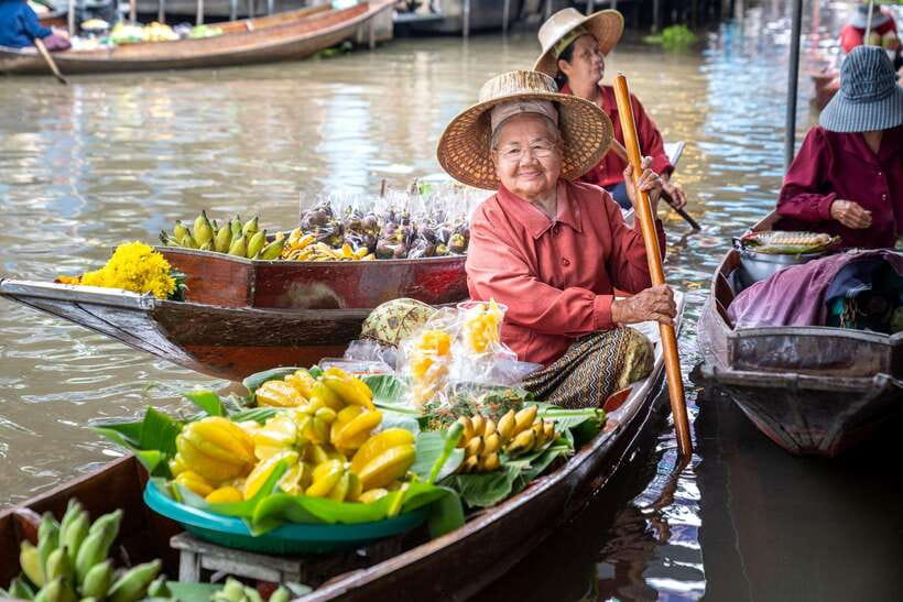 From Bangkok: Railway & Damnoen Saduak Floating Market Tour - Mae Klong Railway Market, Talad Rom Hup, and the Train-Track Theater