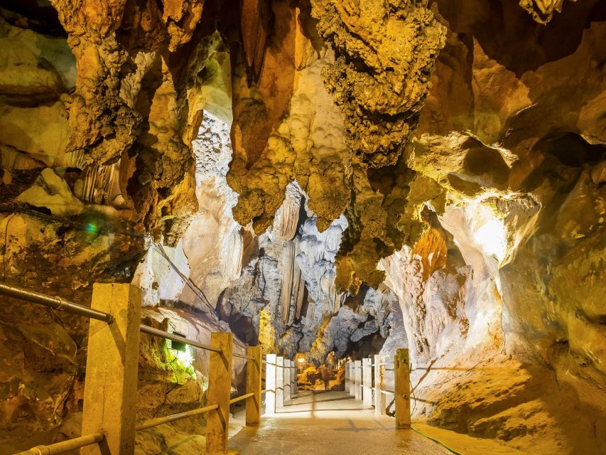 From Chiang Mai: Chiang Dao Cave Trekking Full-Day Tour - Chiang Dao market lunch: eat local, not just fast food