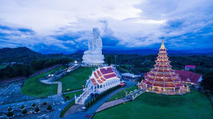 From Chiang Mai: Chiang Rai's Temples Exploration Day Trip - Lunch and the included value: where $51 actually goes