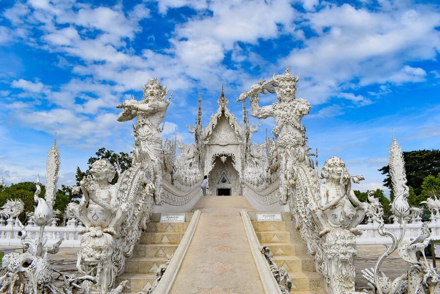From Chiang Rai: Famous Temples and Golden Triangle Day Tour - Golden Triangle Park and the Hall of Opium Museum